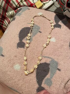 Authentic Hawaiian Handmade Beige sea Shell Beaded Necklace
